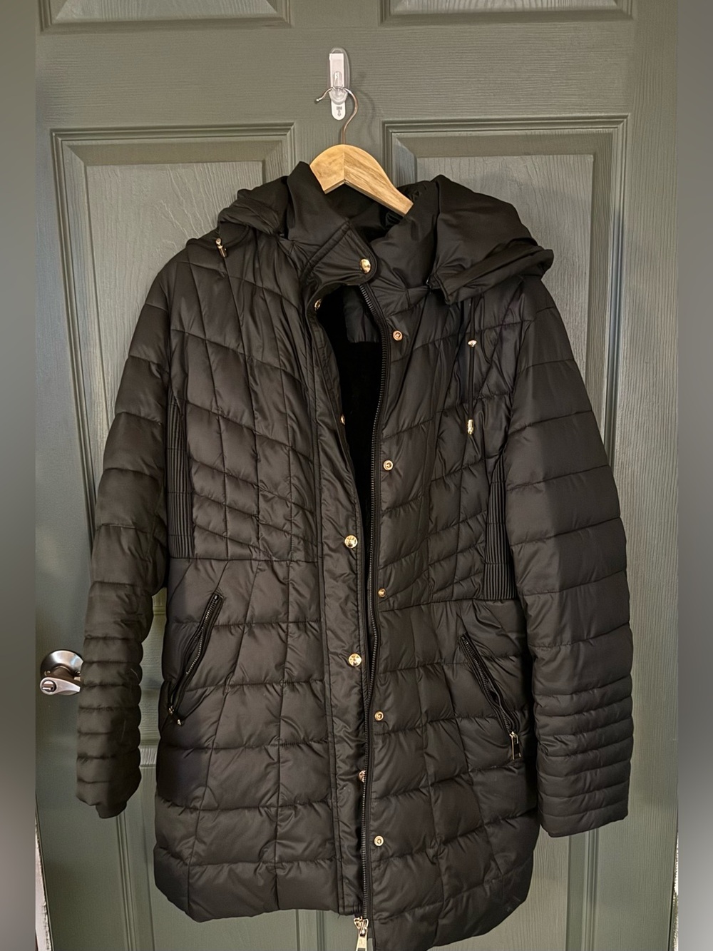 Women's Black Quilted winter coat